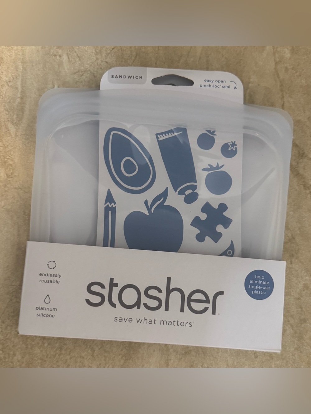 Stasher™ Silicone Reusable 2- 4 Cup Bowls, 2-Cup, and 1 Sandwich - Picture 11 of 11
